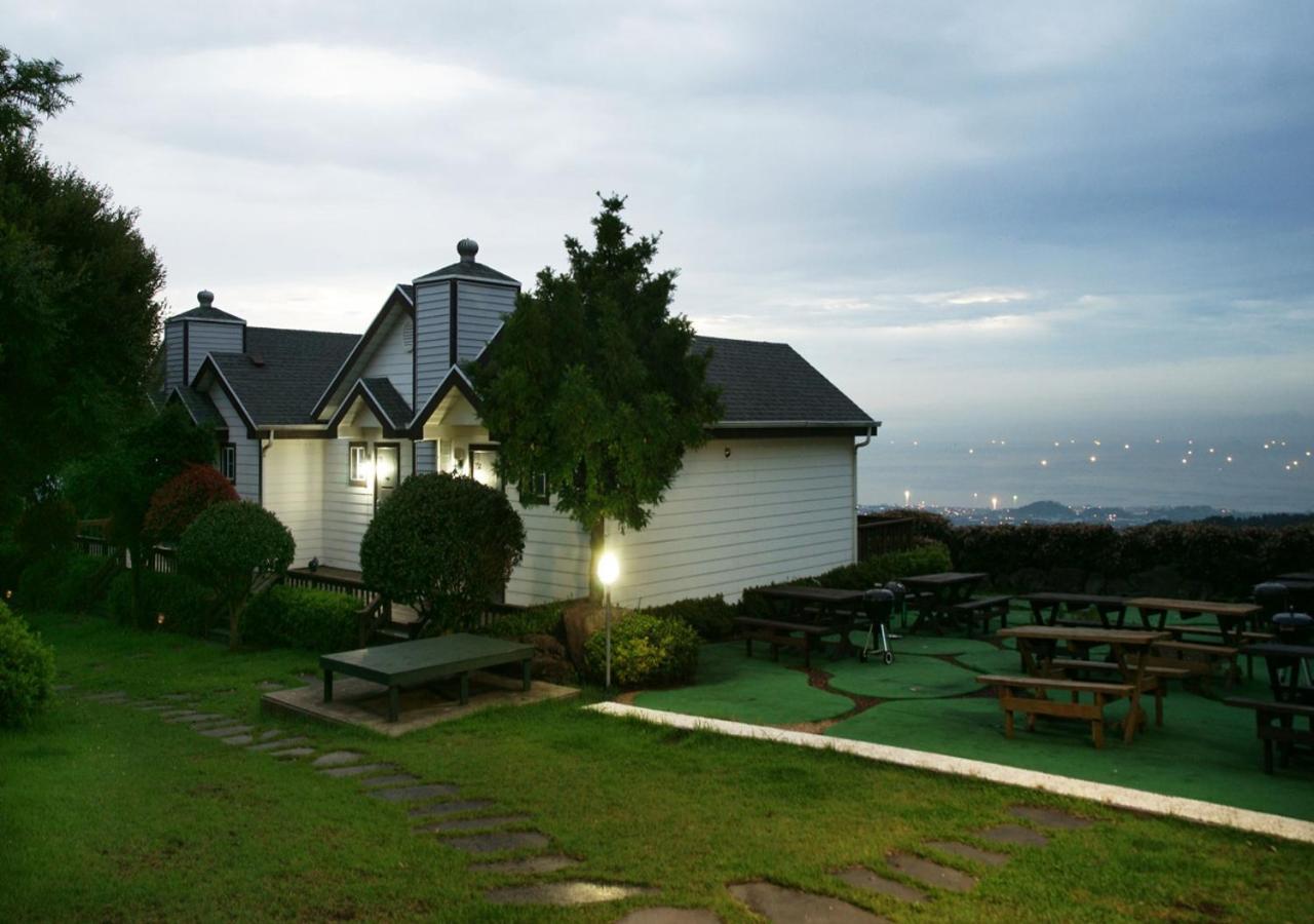 Uts Village Jeju Bagian luar foto