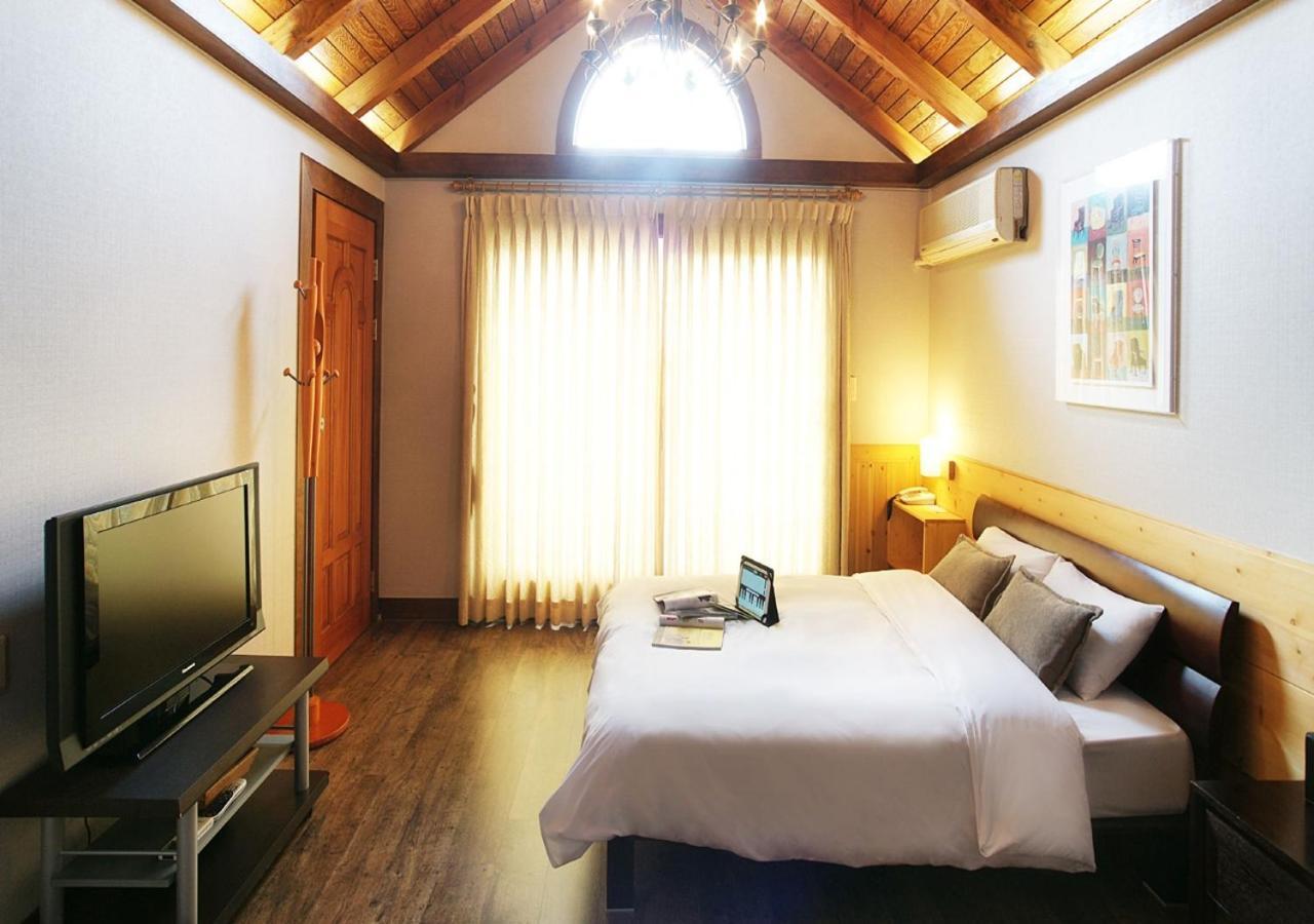 Uts Village Jeju Bagian luar foto