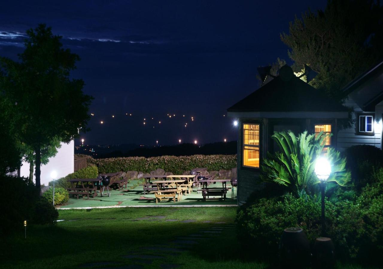 Uts Village Jeju Bagian luar foto