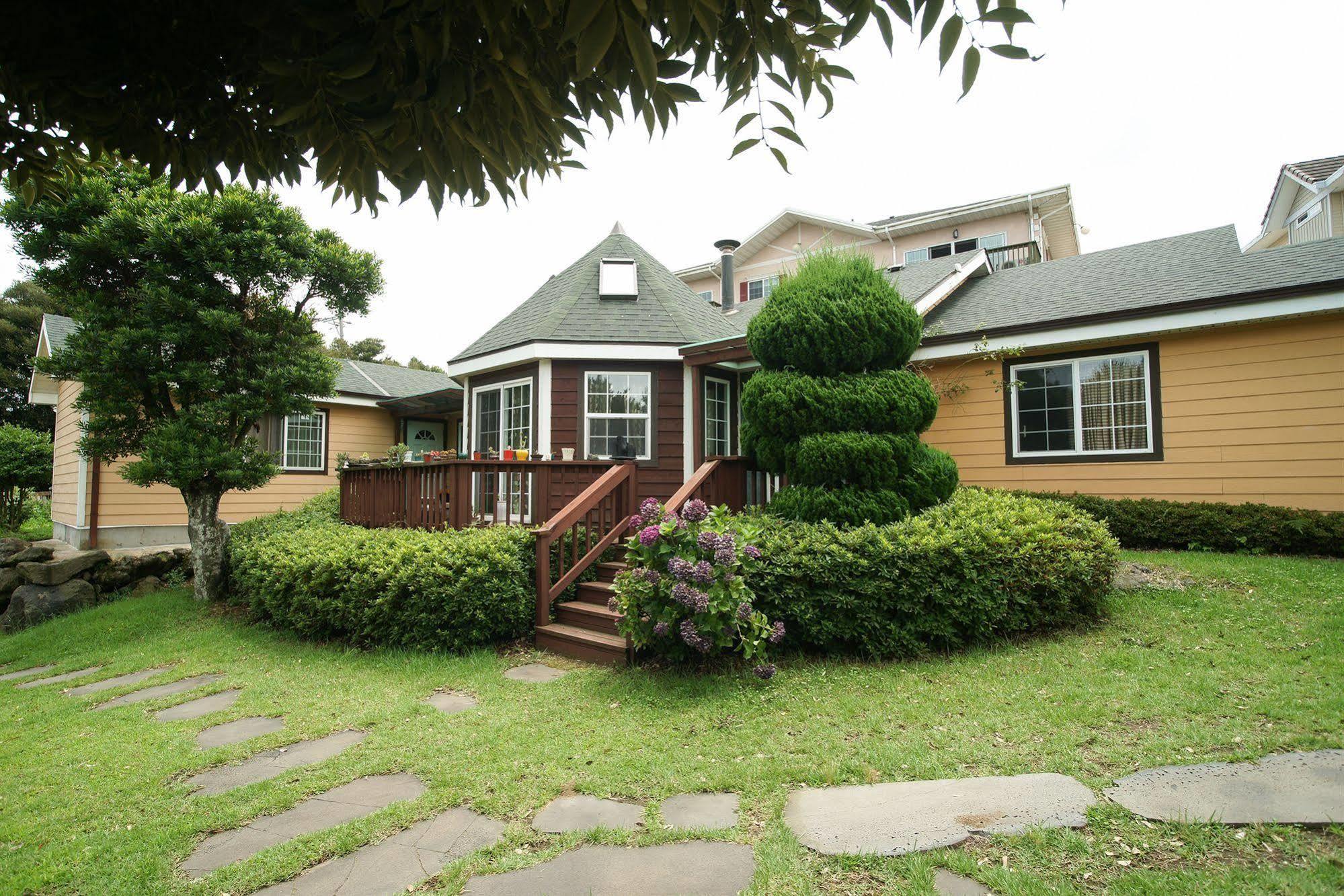 Uts Village Jeju Bagian luar foto