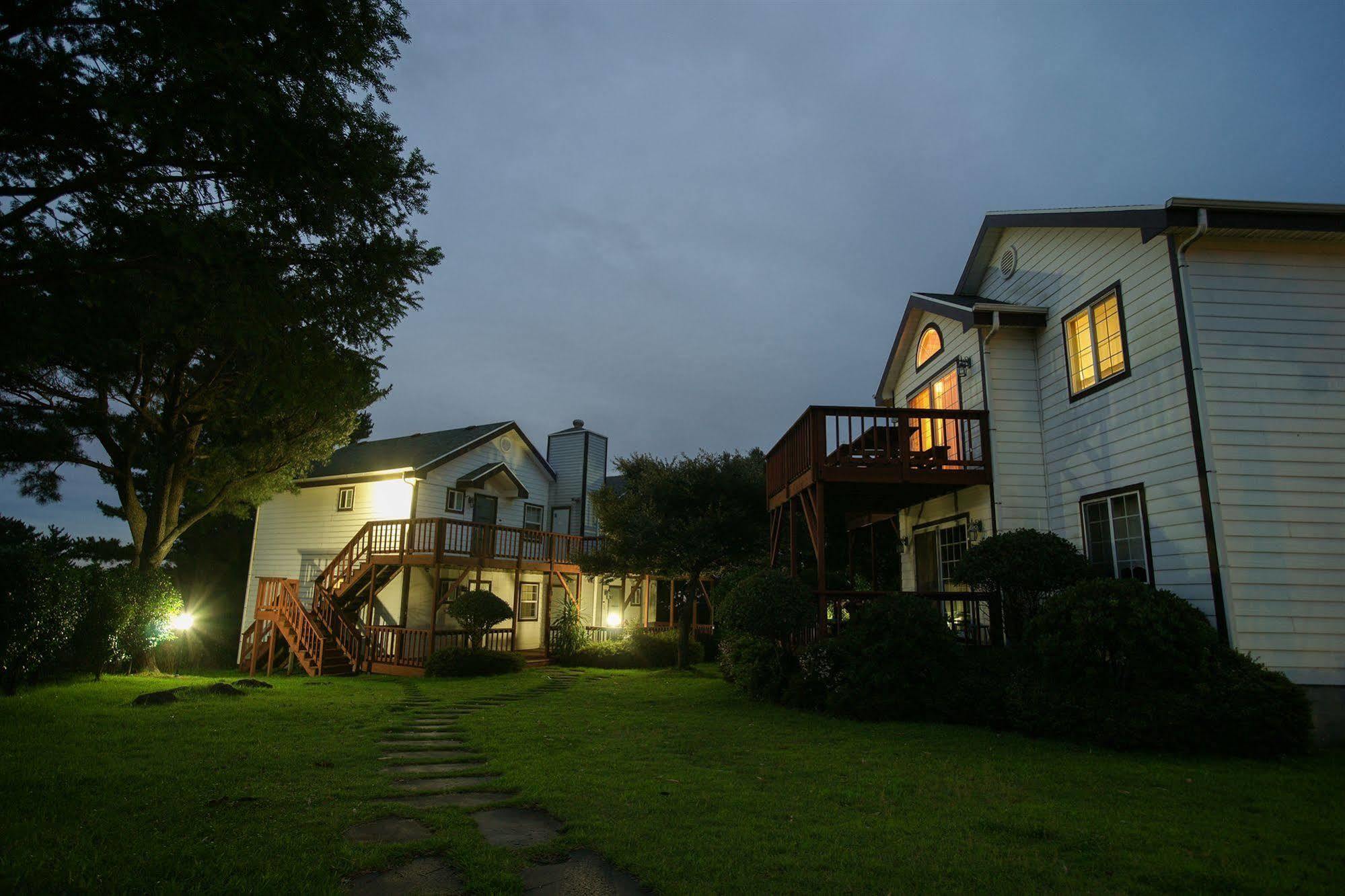 Uts Village Jeju Bagian luar foto